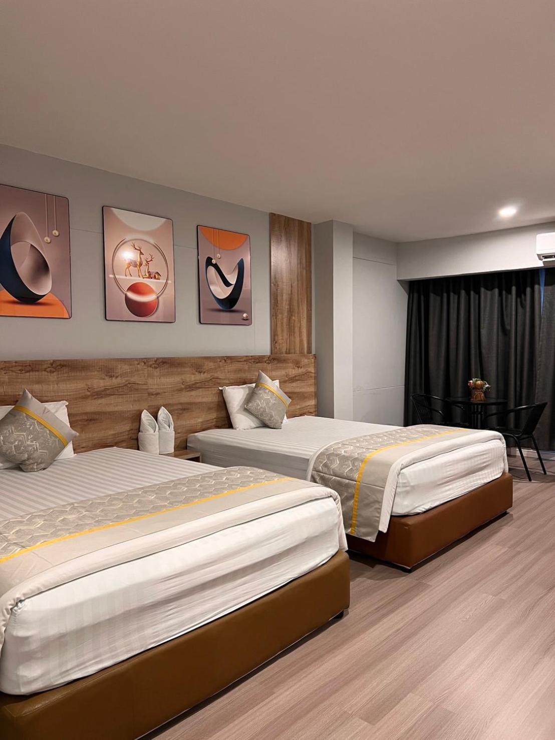 Berich Hotel Tak Bagian luar foto