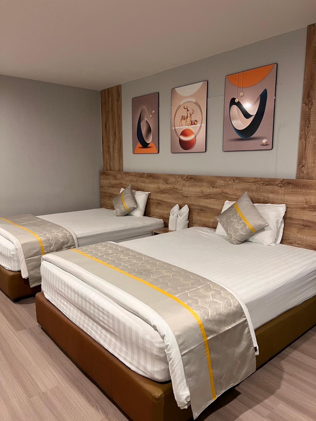 Berich Hotel Tak Bagian luar foto