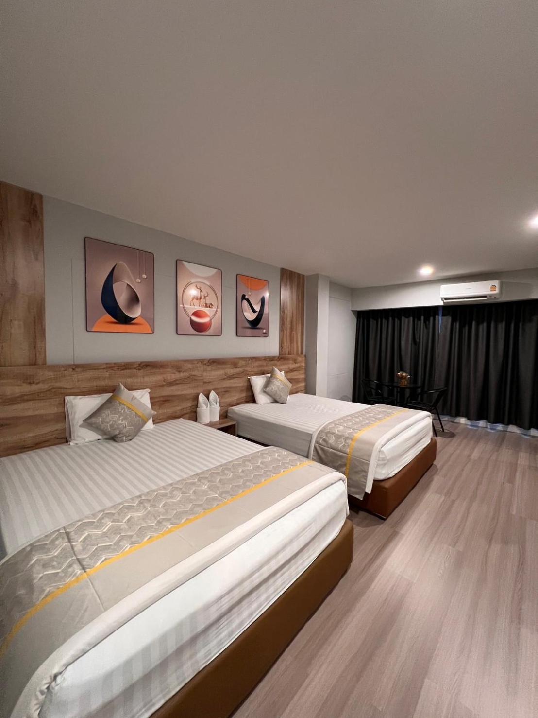 Berich Hotel Tak Bagian luar foto