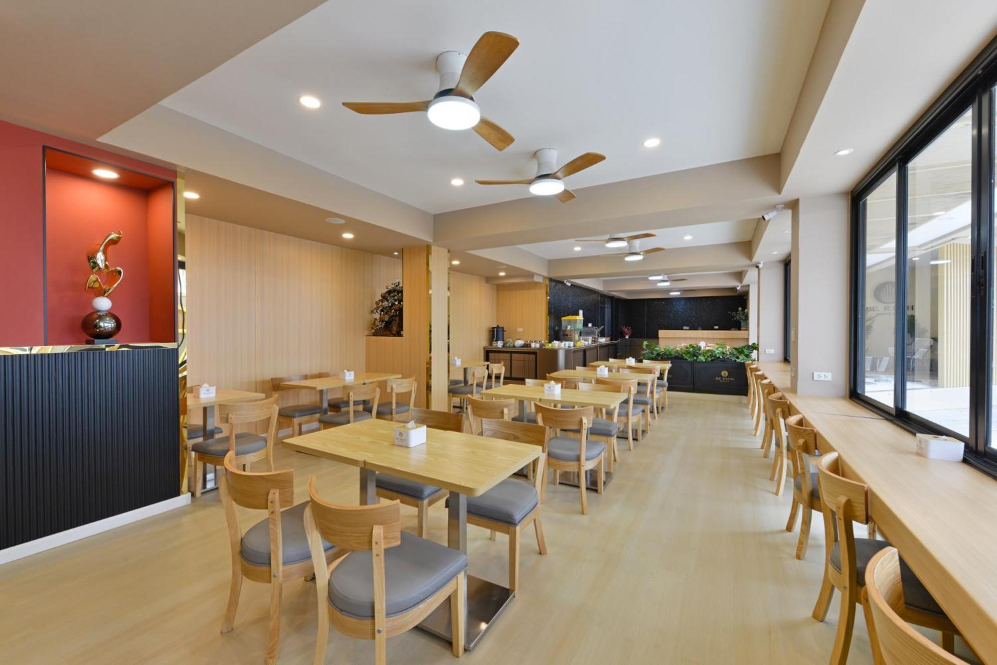 Berich Hotel Tak Bagian luar foto