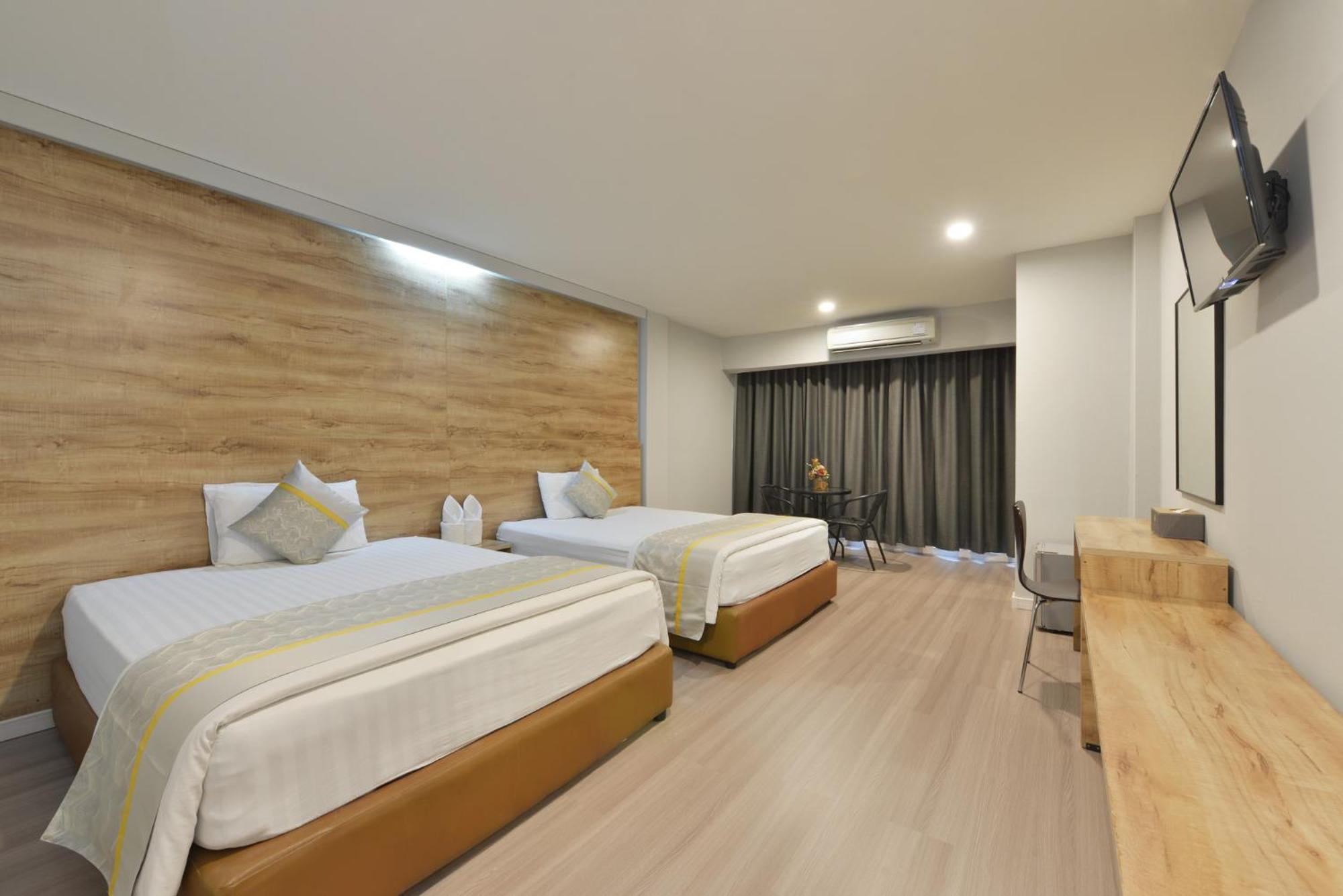 Berich Hotel Tak Bagian luar foto