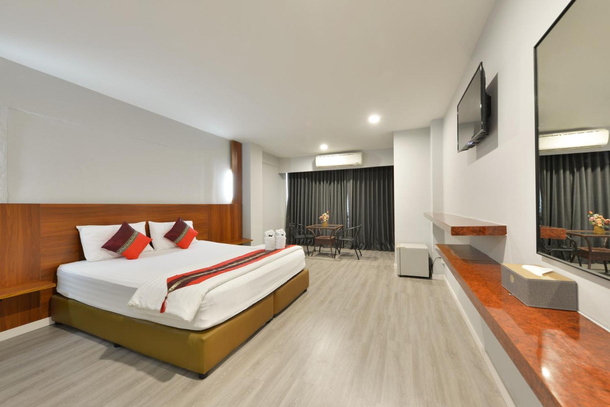 Berich Hotel Tak Bagian luar foto